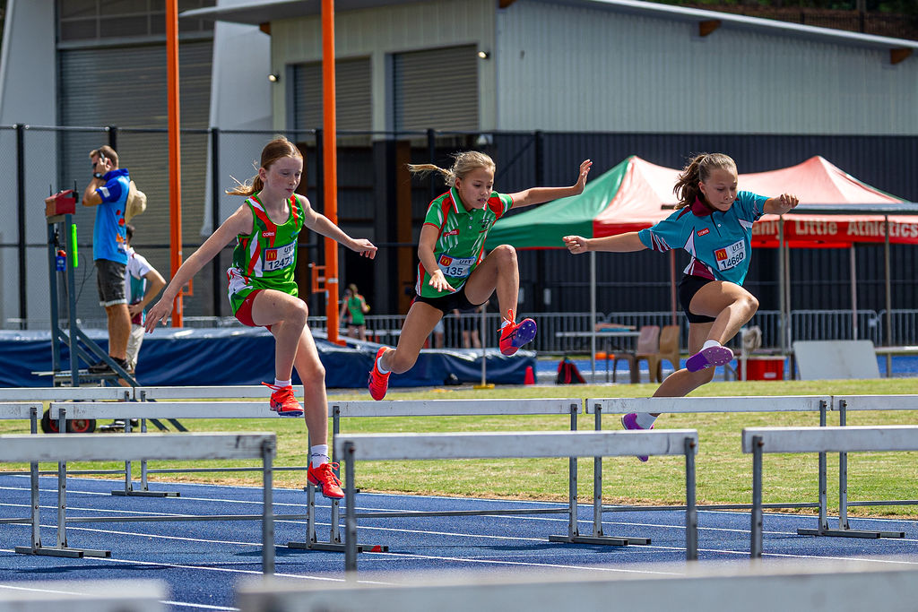 Springwood Athlete Competing in Hurdles